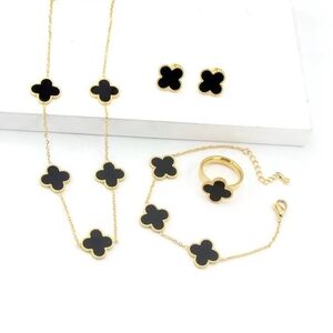 Elegant Black and Gold ColorJewelry Set